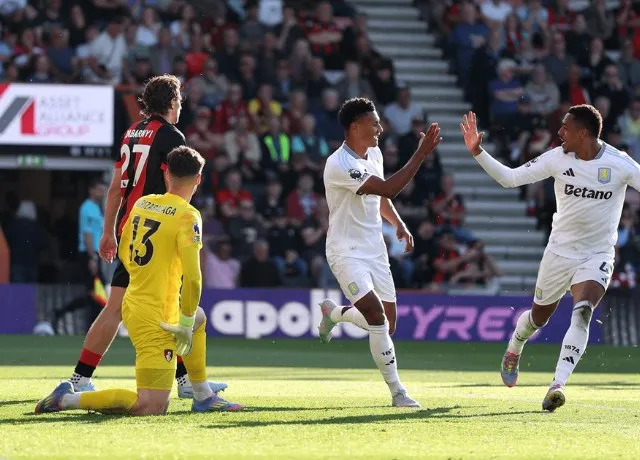 Chiến thắng 1-0 của Aston Villa trước Bournemouth tại vòng 36 Premier League