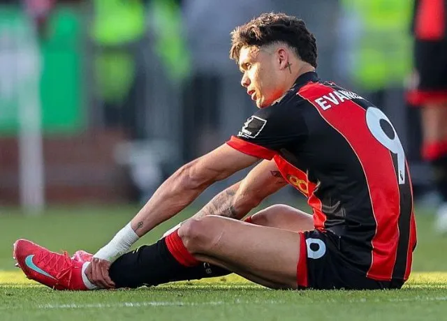 Aston Villa có 3 điểm quý giá trước Bournemouth áp sát top dự C1 mùa sau