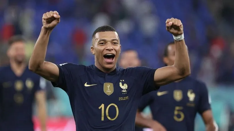 Kylian Mbappe bùng nổ ở World Cup