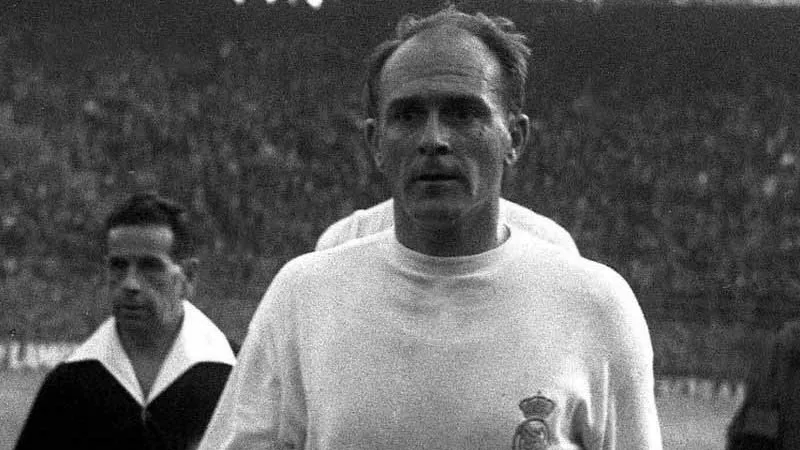 Cầu thủ Real Madrid huyền thoại Alfredo Di Stefano