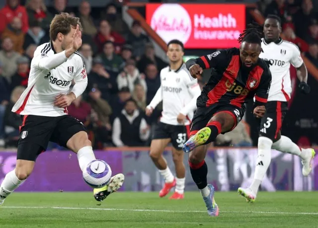 Bournemouth nhanh chóng tạo ra lợi thế đầu trận