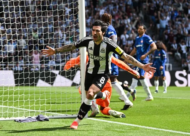 Vào lúc 18h00 ngày 11/5/2025, tại sân St James Park, Newcastle United đã giành chiến thắng 2-0 trước Chelsea