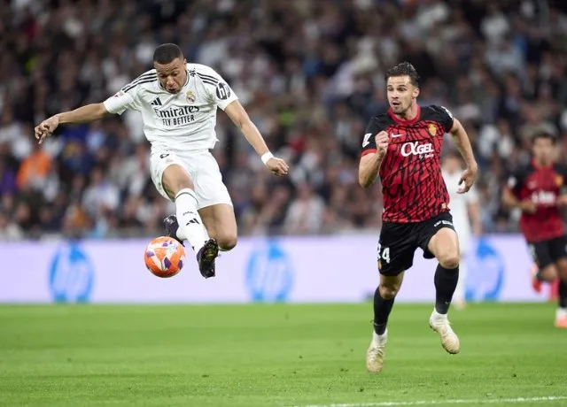 Real thắng nhọc nhằn Mallorca tỷ số 2-1 bằng bàn thắng phút bù giờ
